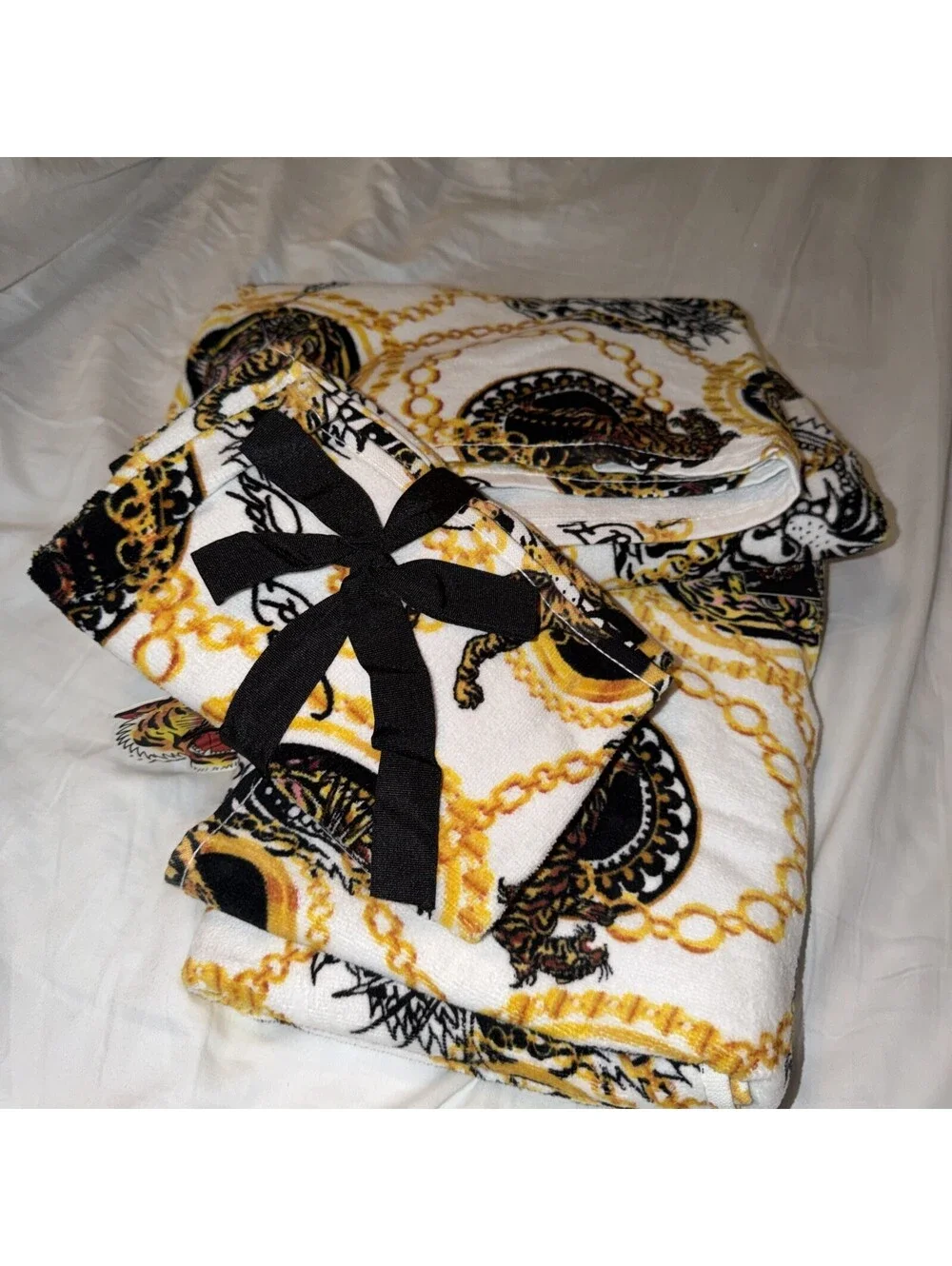 Ed Hardy 2 Bath Towels 28x53+matching 2PK Hand Towel Set Tiger Chain NWT